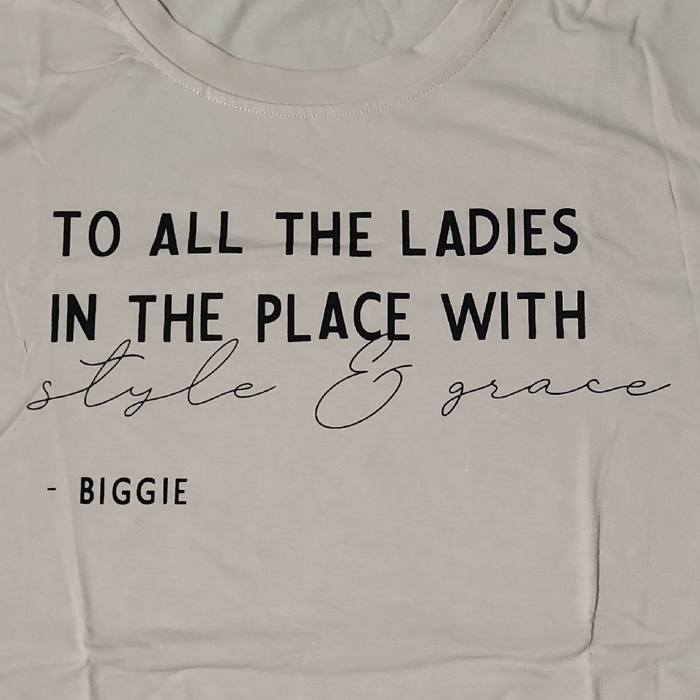NEW!! Women's 90's Hip-Hop Graphic Tee!!